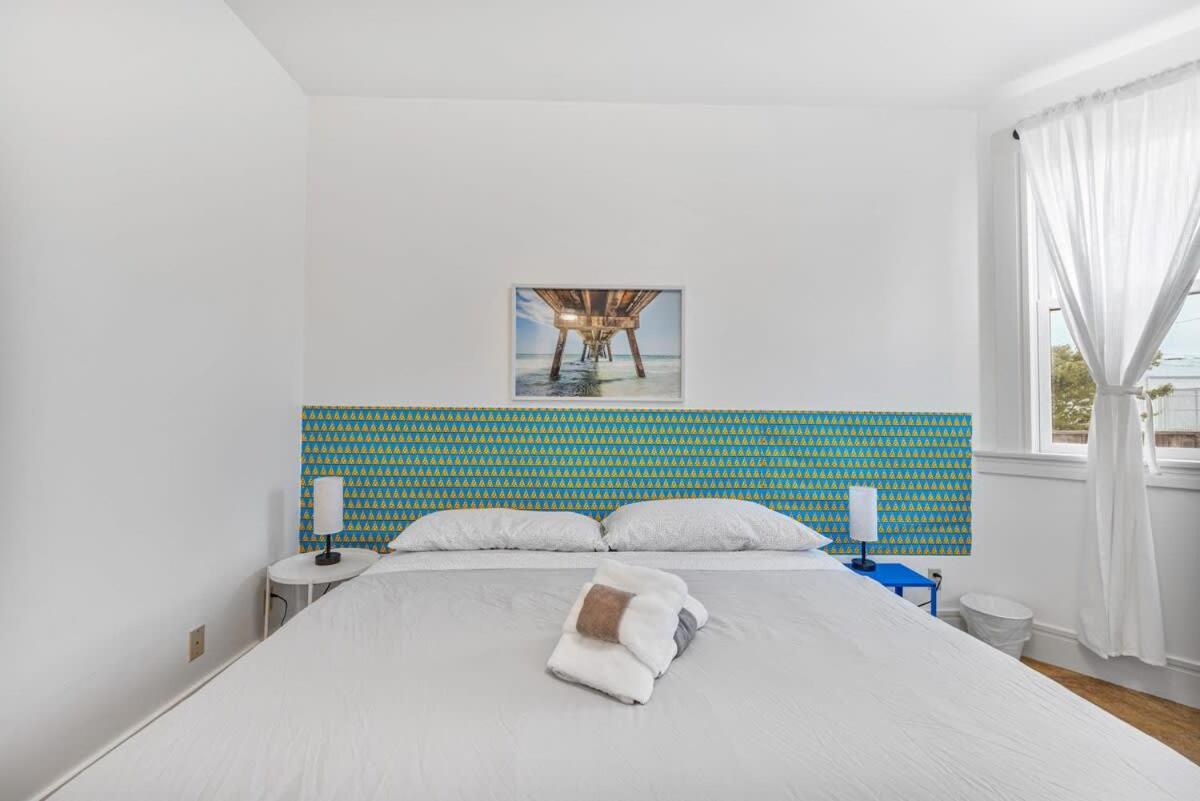 #urban Elegance 3br With Parking Near Uc Bart & Downtown *