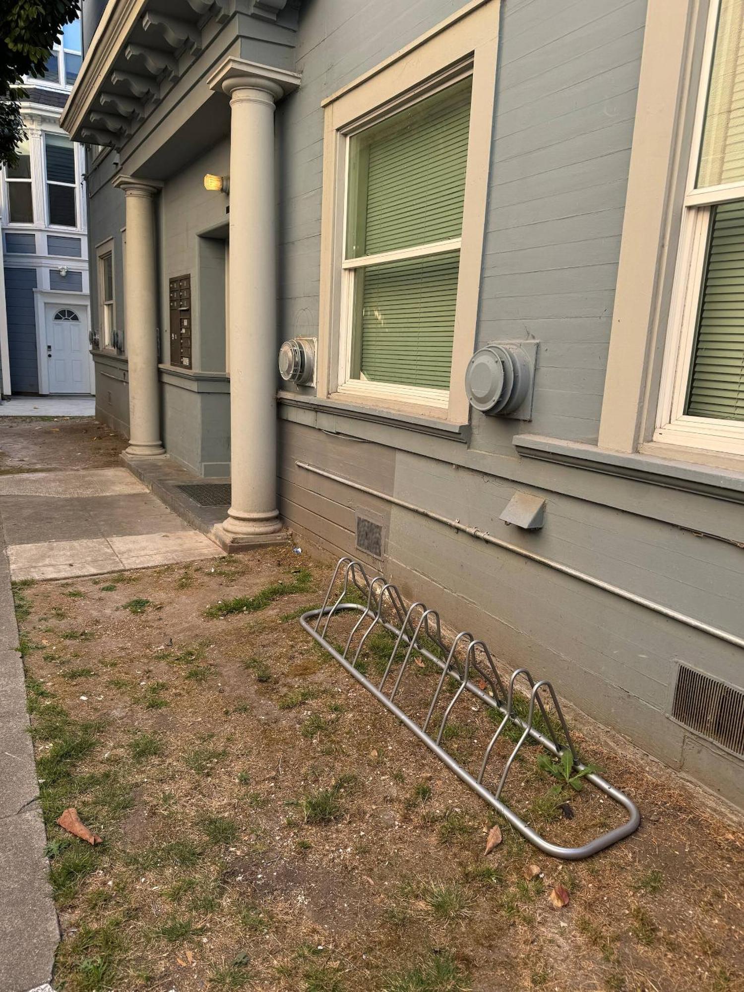 Apartment Amazing, Sunny, And Spacious! Steps To Campus! Berkeley