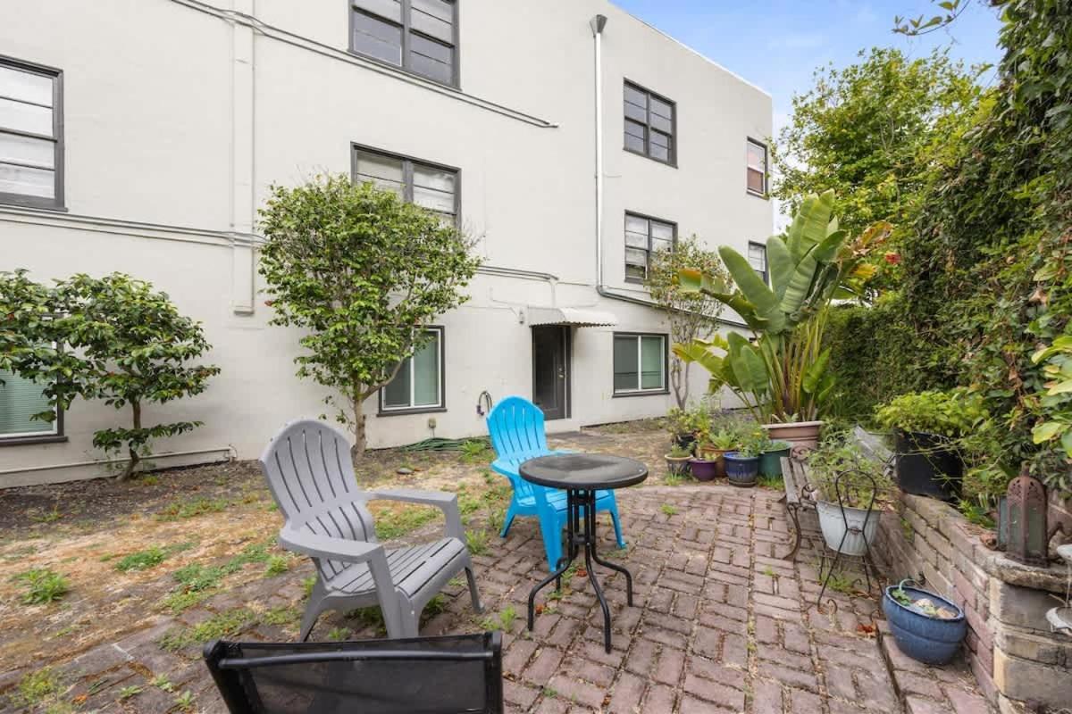 Garden Oasis Cozy Near Bart Shop With Parking *