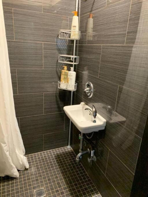 Cozy & Affordable Private In Downtown Near Uc * Berkeley