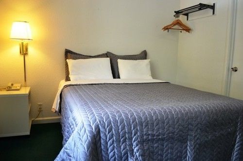 Berkeley Inn Motel