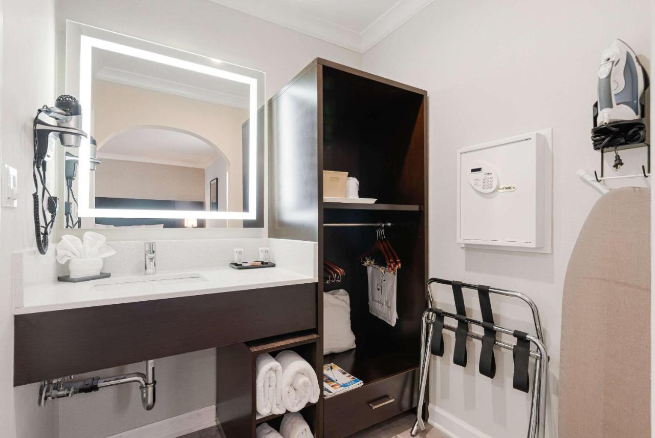 Rodeway -